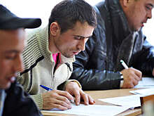 Минобрнауки заявило о росте числа мигрантов, не сдавших экзамен по русскому