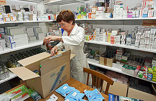 Инициатива Минпромторга разорит аптеки и повисит цены на лекарства?