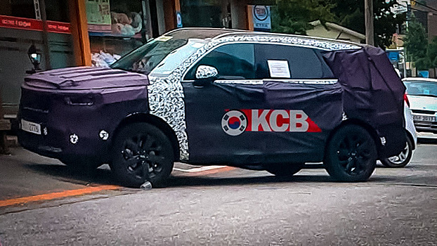 Новый Kia Sorento засняли на дороге в Корее