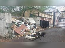 Свалка крупногабаритного мусора разрастается в центре Читы