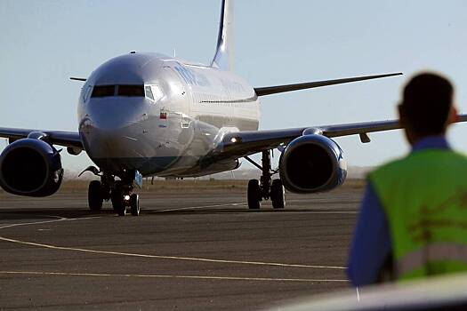 Российский самолет объявил сигнал срочности из-за резкого ухудшения состояния пассажира