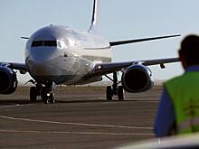 Российский самолет объявил сигнал срочности из-за резкого ухудшения состояния пассажира