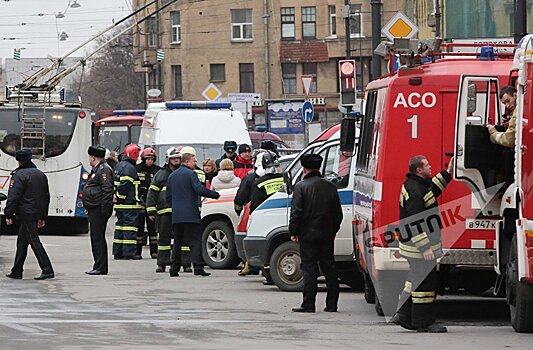 После теракта в Петербурге в больницах остаются 15 пострадавших