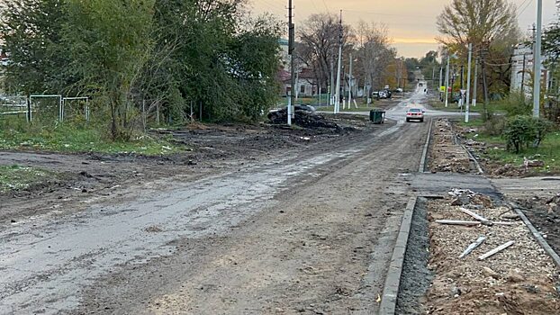 Панков: Кроссовки и сапожки, хвалынские гармошки. Качество тротуаров