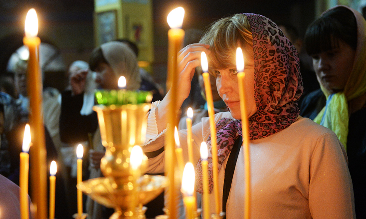 Таинство причащения. Бдение. Причащают ли в великую субботу. Великий пост храм христа спасителя. Причастие православие.