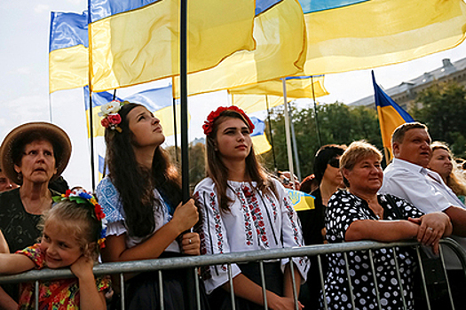 Киев объяснил лозунг «Слава Украине!»