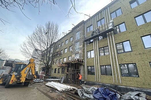 В поликлинике 2 микрорайона установили новые окна