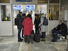 Рейс из Салехарда в Петербург задержали почти на два часа