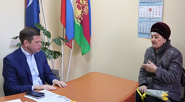 Андрей Дорошенко провел прием граждан в Армавирском местном отделении Партии «Единая Россия»