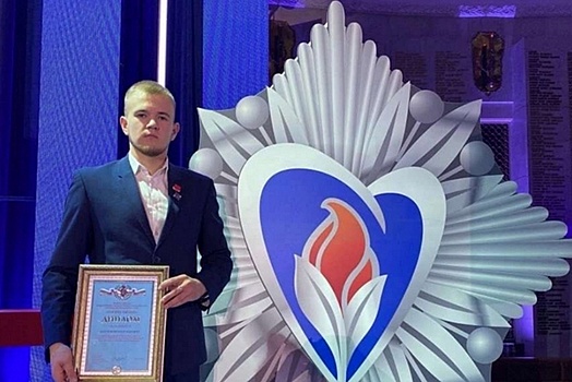 Пензенский студент Илья Коптелкин спас многодетную семью из огня