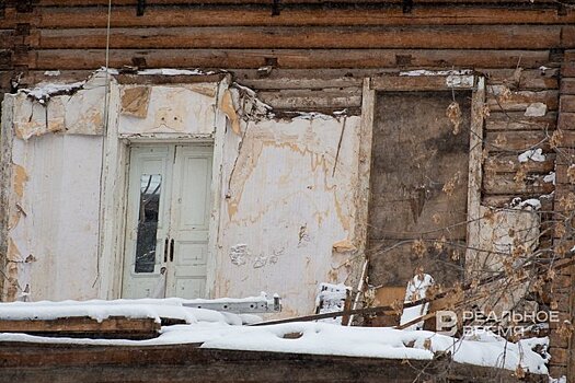В Казани судебные приставы добились сноса аварийного жилья, обязав исполком выполнить решение суда