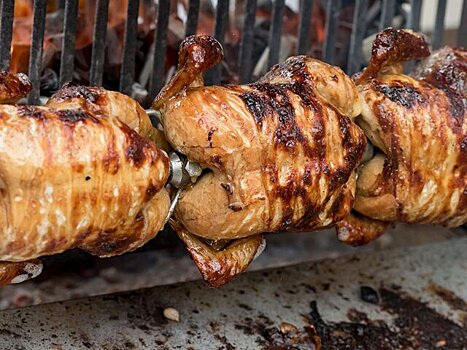 Число отравившихся шаурмой на севере Москвы выросло до 35 человек