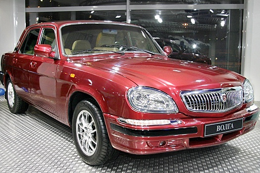 В гараже - с завода: в РФ начались продажи новой "Волги" 2008 года без пробега