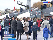 На закрытом аэродроме в Чкаловске прошла выставка боевых самолётов