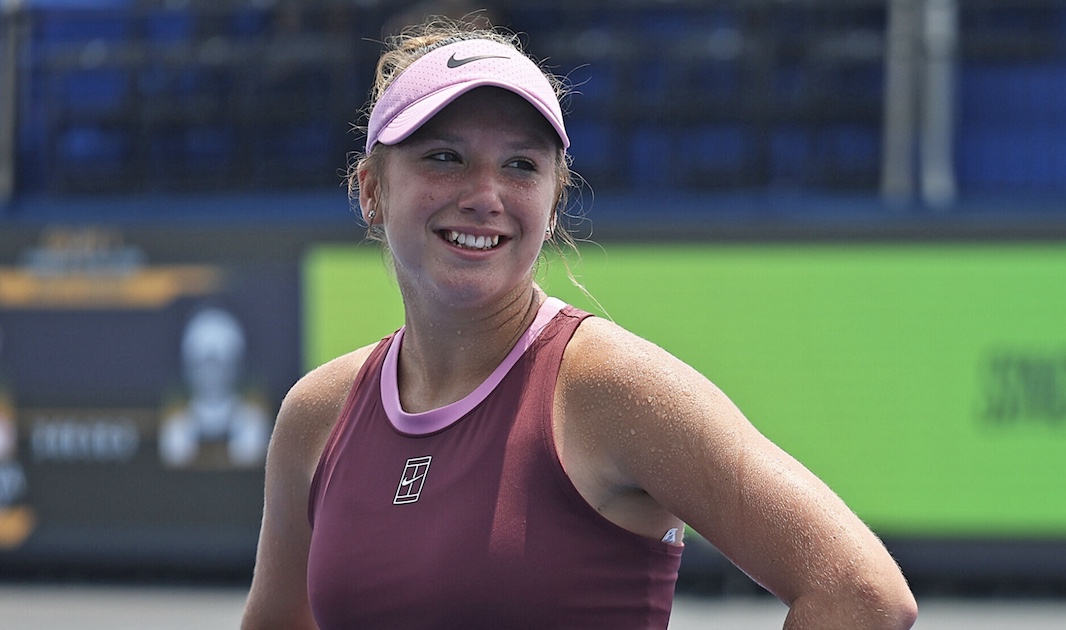 Россиянка&nbsp; Лютова вышла в полуфинал теннисного турнира в Мемфисе