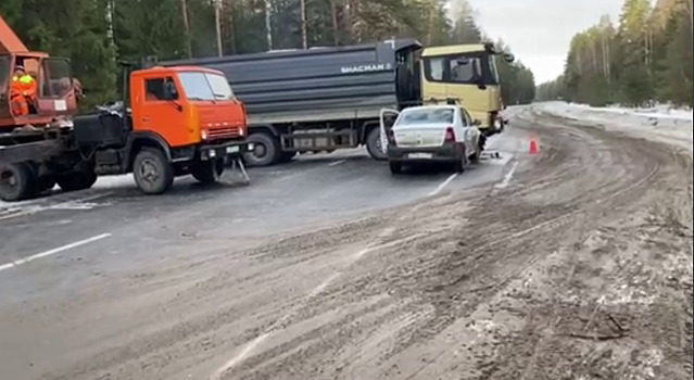 Два человека пострадали в аварии с самосвалом в Нижегородской области