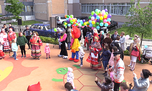 В Одинцове открыли детскую площадку, оборудованную и для детей с ограниченными возможностями