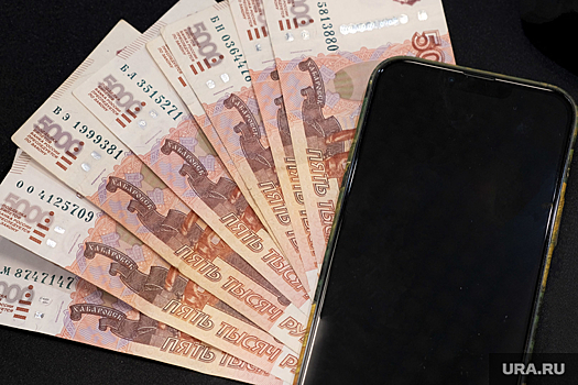 Судебные приставы ХМАО оштрафовали «ОТП Банк» за приставания к югорчанину