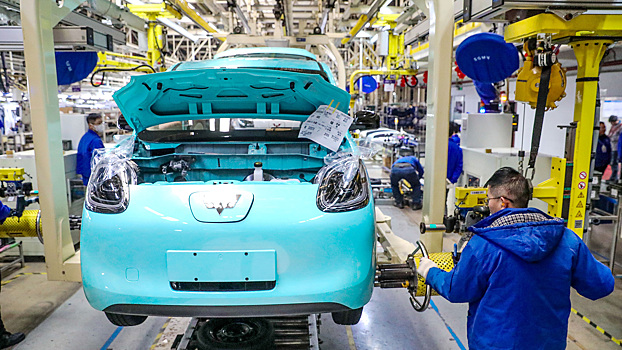 Автоконцерны в Китае лишились денег от государства: почему это не так плохо, как кажется