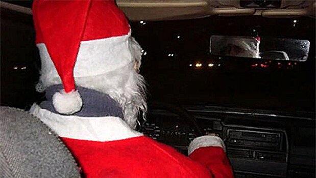          По улицам Кирово-Чепецка разъезжал пьяный «Дед Мороз» на «девяносто девятой»       