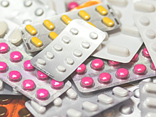 Медики рассказали о последствиях лечения COVID-19 с помощью антибиотиков