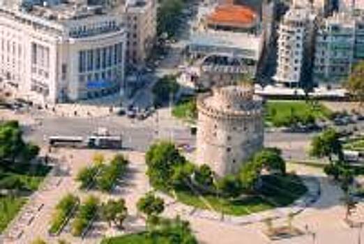 При строительстве метро в Салониках археологи нашли золотые венки, монеты и амфоры