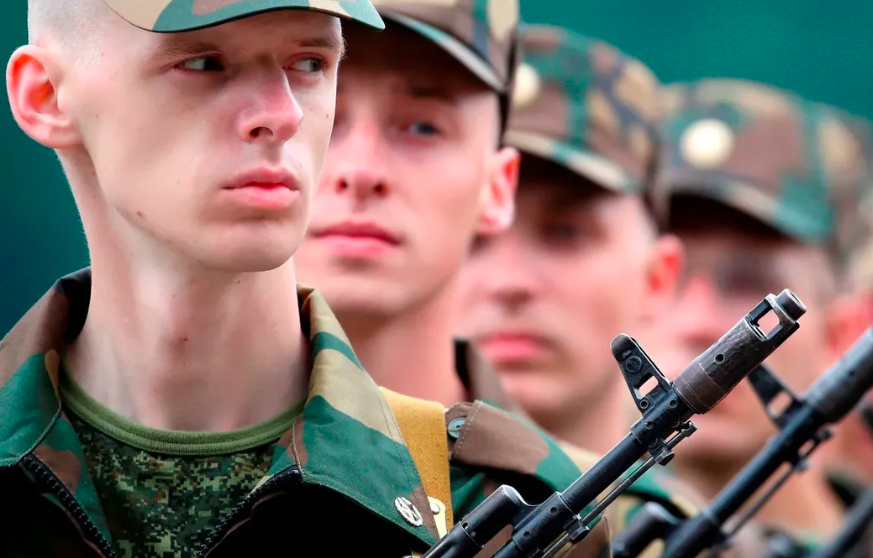 Белорусские солдаты. Белорусская армия. Белорусская Военная форма. Белорусские военнослужащие.