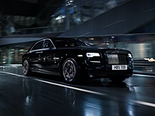Посмотрите, как проехать Нюрбургринг на Rolls-Royce с пассажиром на заднем ряду