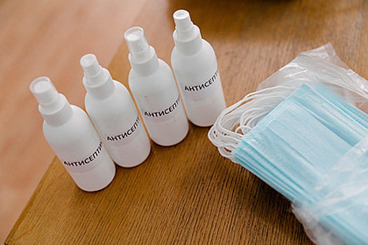 Российские ученые научились продлевать срок использования медицинских масок