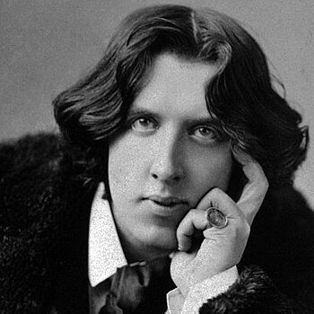 BBC выпустит документальный фильм про Оскара Уайлда со Стивеном Фраем