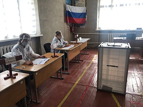 Наблюдатель Анастасия Волкова: "Явка хорошая, избирателей намного больше, чем в прошлые годы"