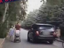 В Ставрополе водитель «Лэнд Ровер» оштрафован за езду в Парке Победы