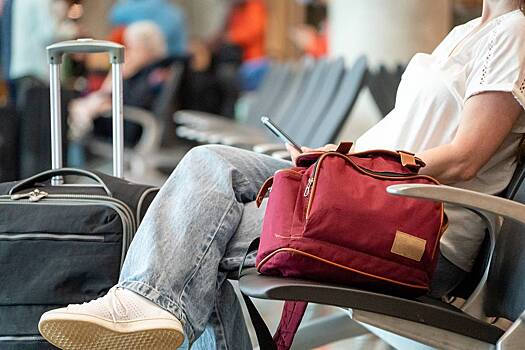 Туристка лишилась отпуска с мужем из-за небольшого дефекта паспорта