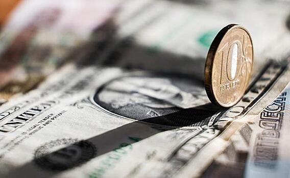 Прогноз курса доллара на весну: эксперт назвал главный фактор для рубля