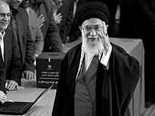 В Иране начались митинги на фоне гибели верховного лидера Аятоллы Хаменеи