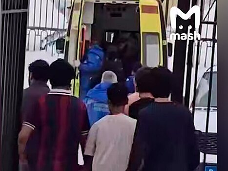 В Уфе задержали мужчину, ранившего четверых студентов и полицейского в общежитии вуза