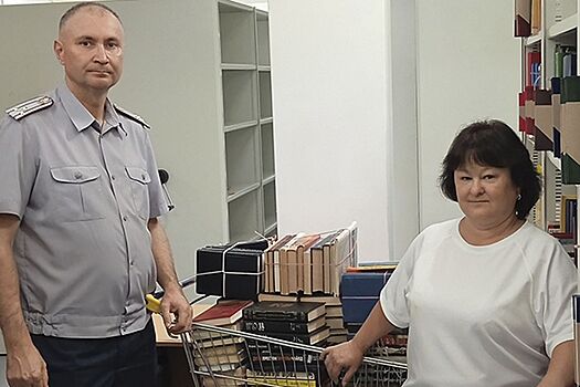 Нацбиблиотека Удмуртии подарила заключенным республики книги