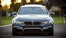 Пафосный певец подарил отцу BMW за 6 миллионов