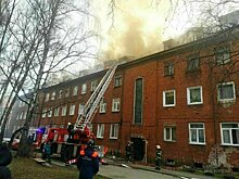 Власти Калининграда до конца марта решат, сносить ли сгоревший дом на Артиллерийской