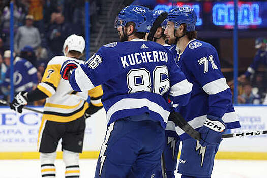 Нападающий "Тампы" Кучеров опустился на второе место в гонке бомбардиров НХЛ