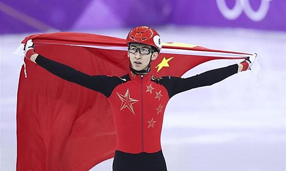 Корейский конькобежец стал олимпийским чемпионом в масс-старте