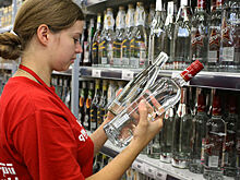 Минпромторг поддержал легализацию онлайн-продажи алкоголя