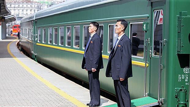Поезд Ким Чен Ына пересек границу России с КНДР