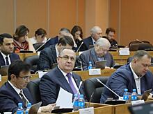 Миллионеры из парламента: Текиев заработал больше Слепченко