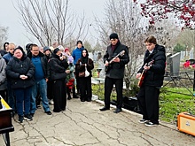 На Дону простились с парнем, спасшим людей из атакованного дроном дома