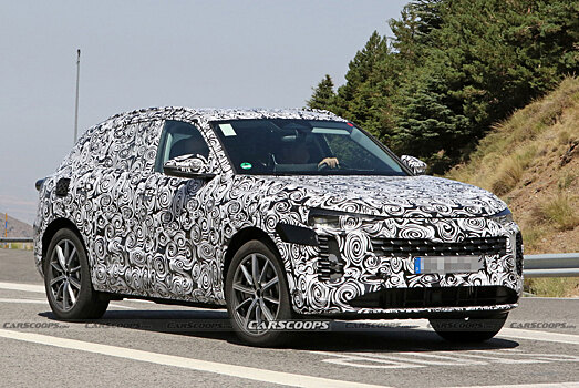Audi SQ5 2025 щеголяет новым дизайном и выхлопной системой с четырьмя выхлопными трубами на первых фото