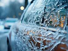 Названы причины появления трещин на стеклах машины зимой