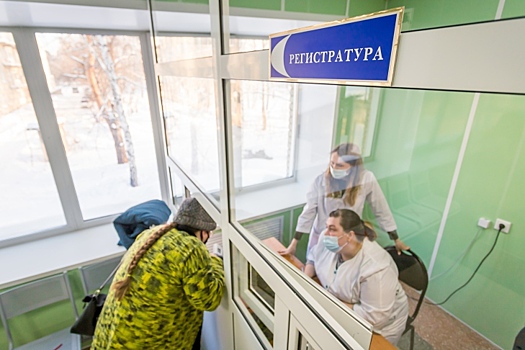 О резком росте числа обращений в поликлиники из-за гриппа и ОРВИ сообщили в Новосибирске