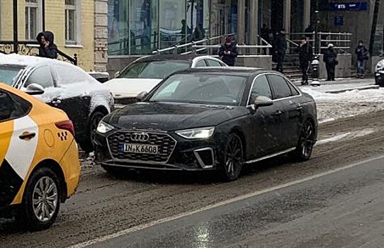 В Москве заметили новую Audi A4