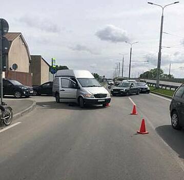 На Московском проспекте велосипедист попал под «каблучок»